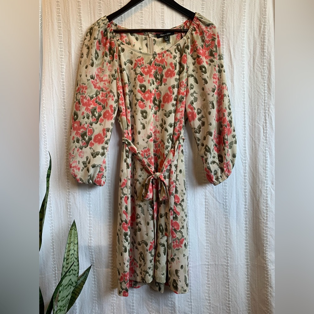 Alex + Alex. Floral Print Dress. Long Sleeve. Size 4. Excellent Used Condition